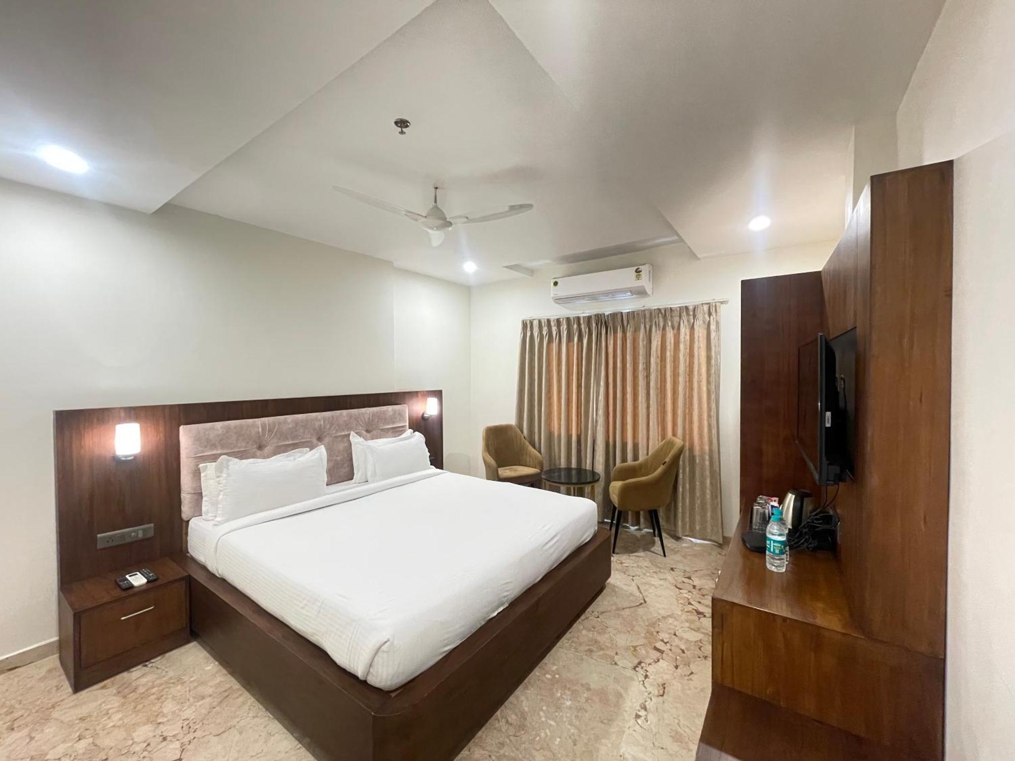 Seasons Sajjangarh Hotel Удайпур Екстериор снимка