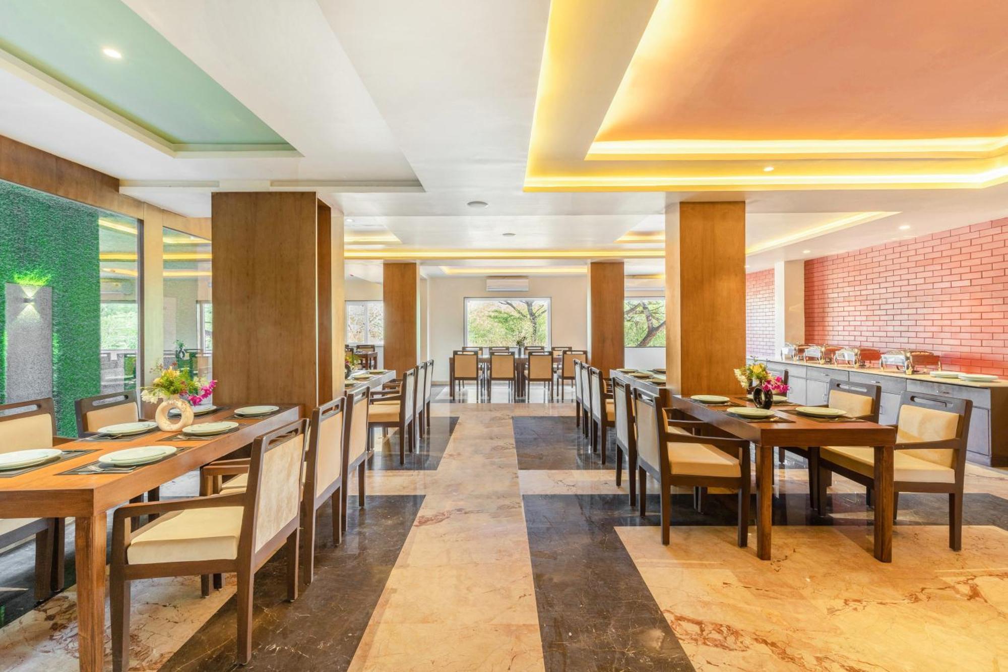 Seasons Sajjangarh Hotel Удайпур Екстериор снимка